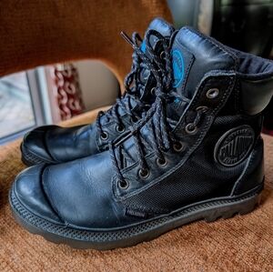 EUC Palladium Waterproof Boots - Women's Black Leather Size 8